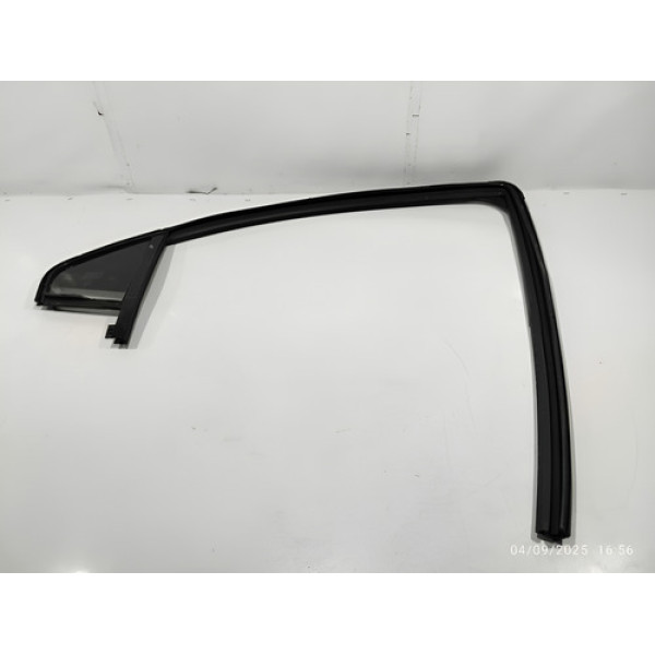 Vidro Fixo Borracha Traseiro Direito Onix 1.0 Lt Flex 2016 Preto