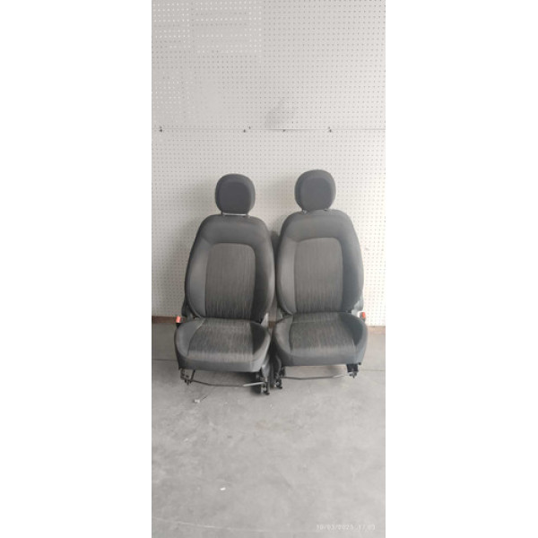 Jogo Banco Dianteiro Fiat Argo Drive 2019 (adaptação Fiat) Preto