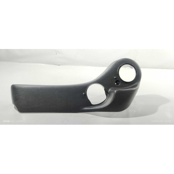 Moldura Do Banco Dianteiro Esquerdo Nissan Versa 2016