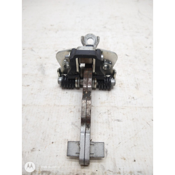 Limitador De Porta Traseira Direita Volkswagen Fox 05