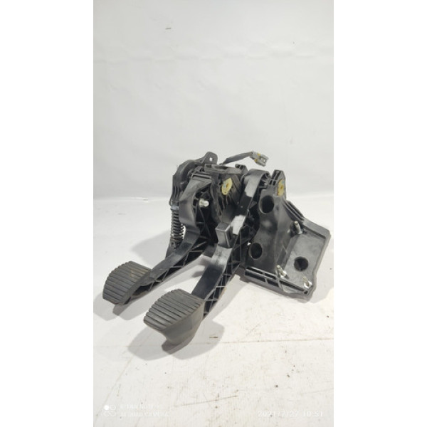 Pedal Freio Embreagem Peugeot 208 2015 R