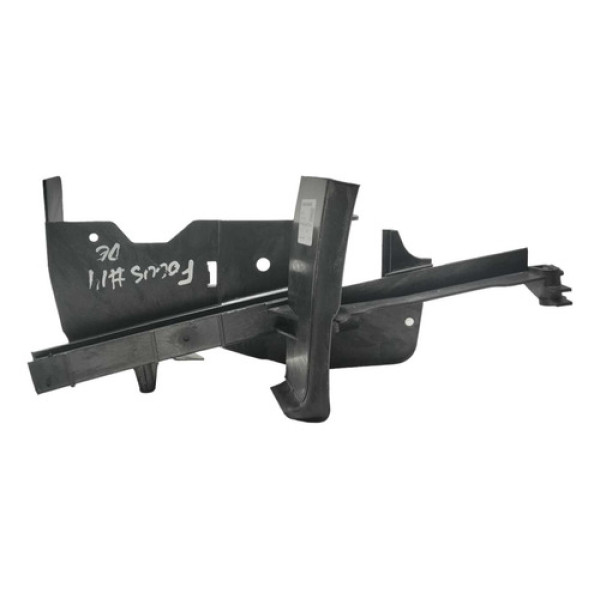 Guia De Vidro Dianteiro Esquerdo Ford Focus 2016 Preto