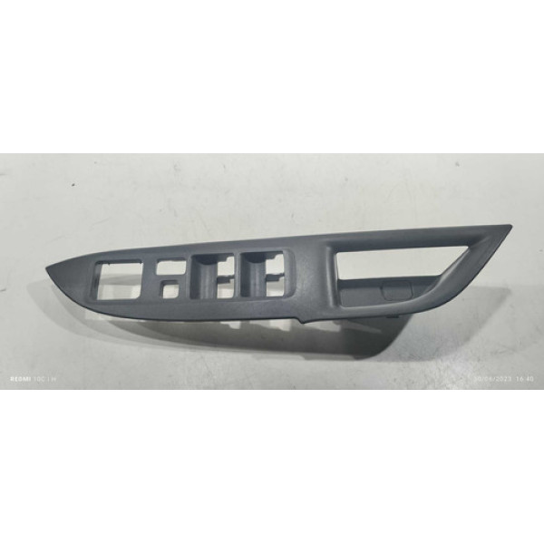 Moldura Comando Vidro Dianteiro Esquerdo Outlander 2015