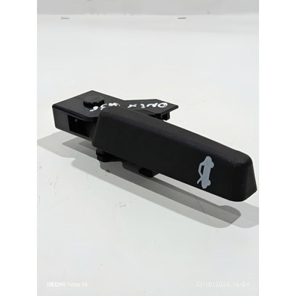 Alavanca De Abertura Do Capô Chevrolet Onix 2016