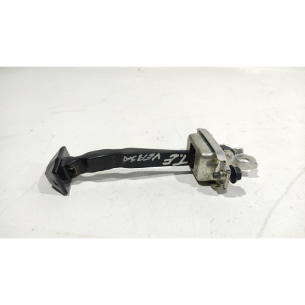 Limitador De Porta Traseiro Esquerdo Nissan Versa 2015