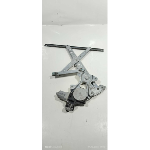 Máquina De Vidro Traseira Direita Nissan Sentra 2017