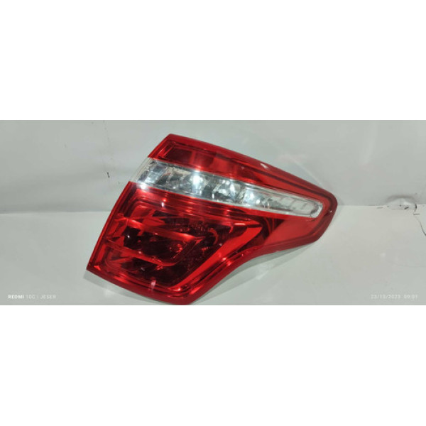 Lanterna Traseira Direita(carroceria)citröen C4 Picasso 2010 Direito Vermelho