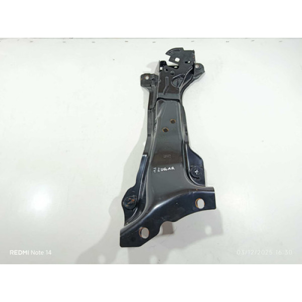 Suporte Traseiro Direito Porta Malas Discovery Sport D4 2016