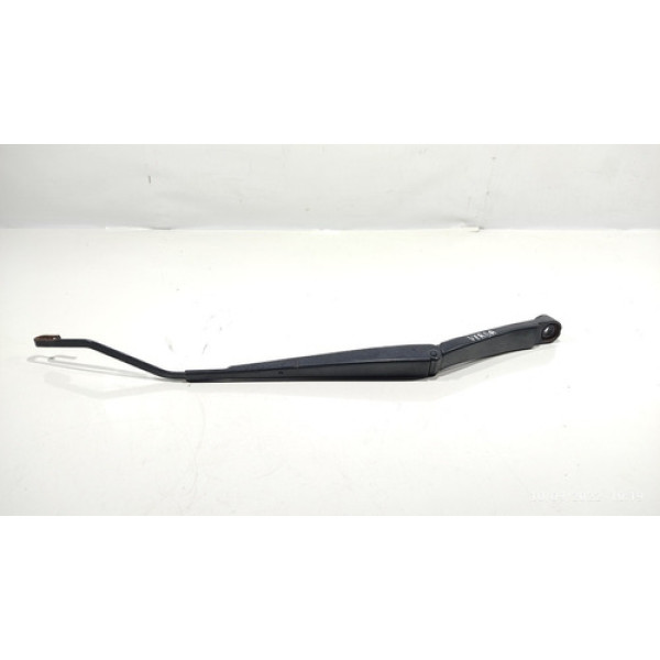 Braço Do Limpador Parabrisa Lado Direito Nissan Versa 2017 Direito