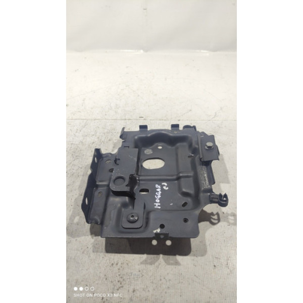 Suporte Base Da Bateria Peugeot 206 207 Hoggar 2011 