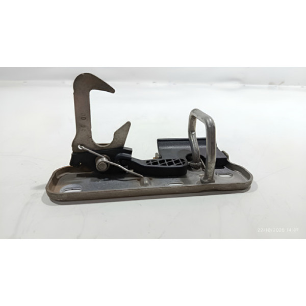 Trava Fechadura Do Capô Volkswagen Jetta 2.5 Aut 2009