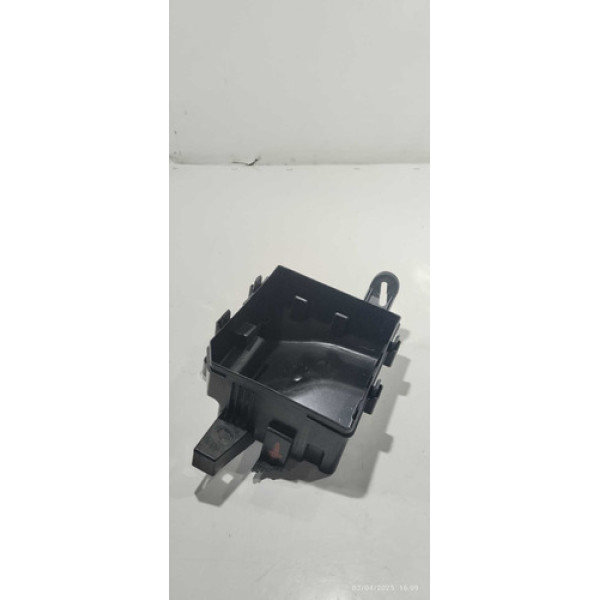 Suporte Da Caixa De Fusivel Sentra 2014/2019 (com Detalhe)