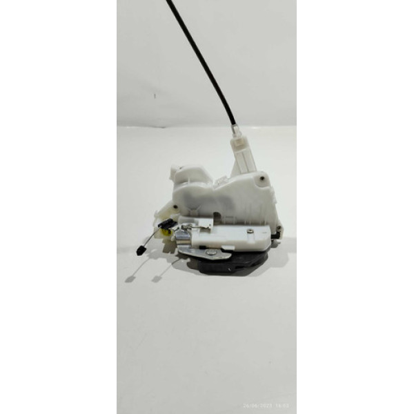 Fechadura De Porta Dianteira Direita Volkswagen Fox 2012