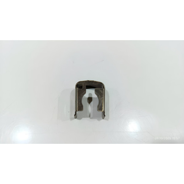 Trava Presilha Do Bico Injetor Partida Frio Fit 1.5 Aut 2014 Prata