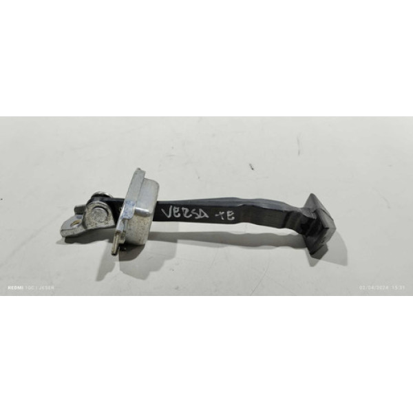 Limitador De Porta Traseira Esquerda Nissan Versa 2018 Traseira Esquerda Preto