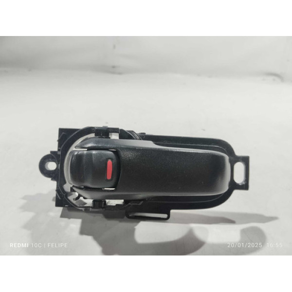 Maçaneta Interna Traseira Esquerda Nissan Tiida 2012 Traseira