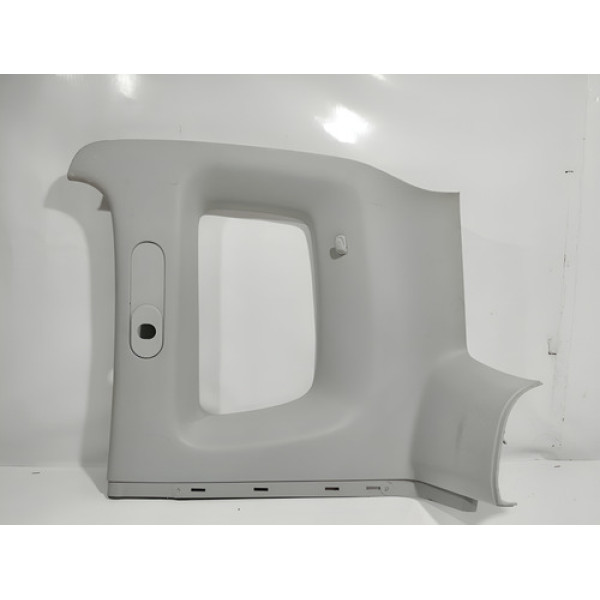 Acabamento Traseiro Direito Volk Saveiro 09/2014(marcas Uso Branco