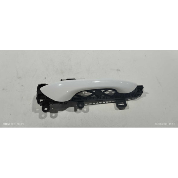 Maçaneta Externa Traseira Direita Chevrolet Tracker 2021 Traseira