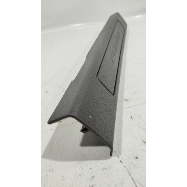 Soleira Porta Dianteira Esquerda Ford Fusion 2014