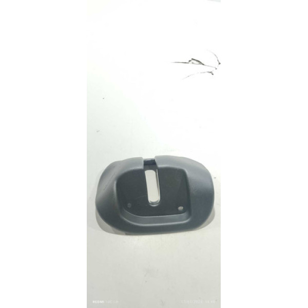 Moldura Trava Porta Malas Lado Direito Honda Fit 2015 