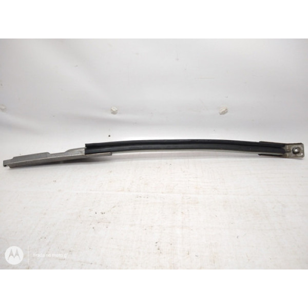 Canaleta Guia Do Vidro Traseiro Esquerdo Nissan Livina 2014