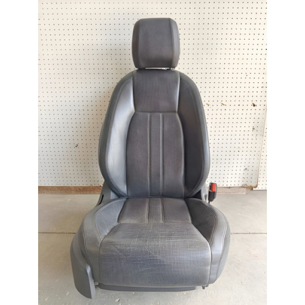 Banco Direito Encosto Land Rover Discovery Sport Hse 2016 Preto