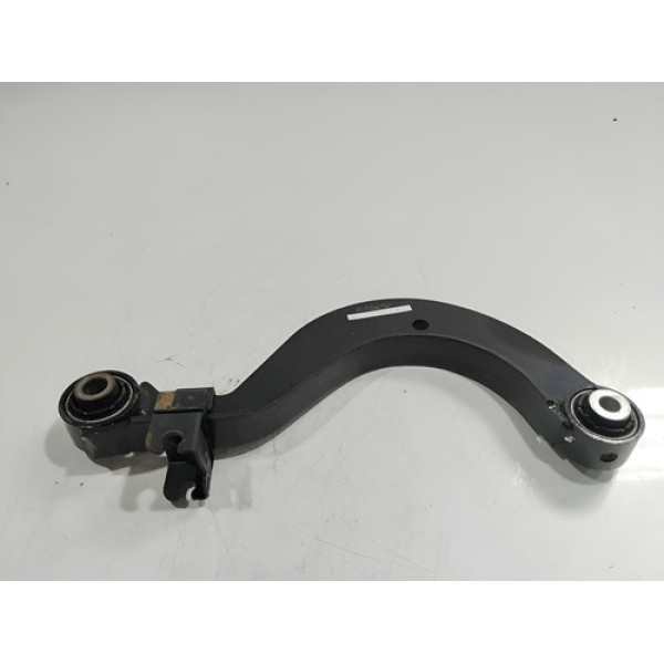 B.raço Curvo Traseiro Direito Volkswagen Jetta 2.5 Aut 2009