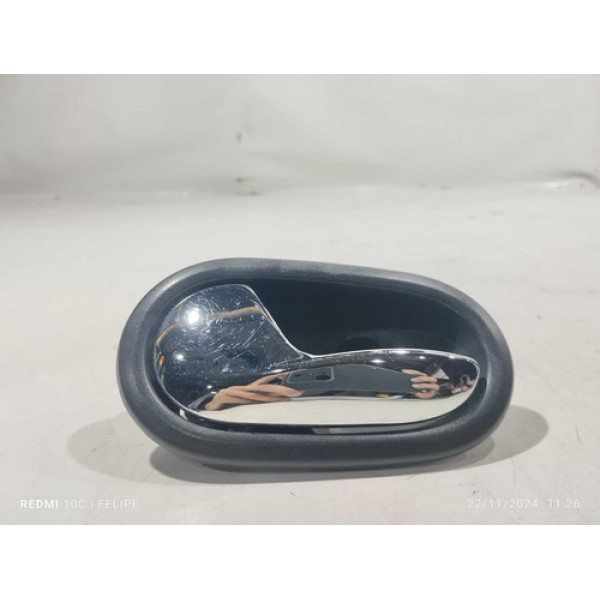 Maçaneta Interna Esquerda Renault Logan 2019 Dianteira/traseira