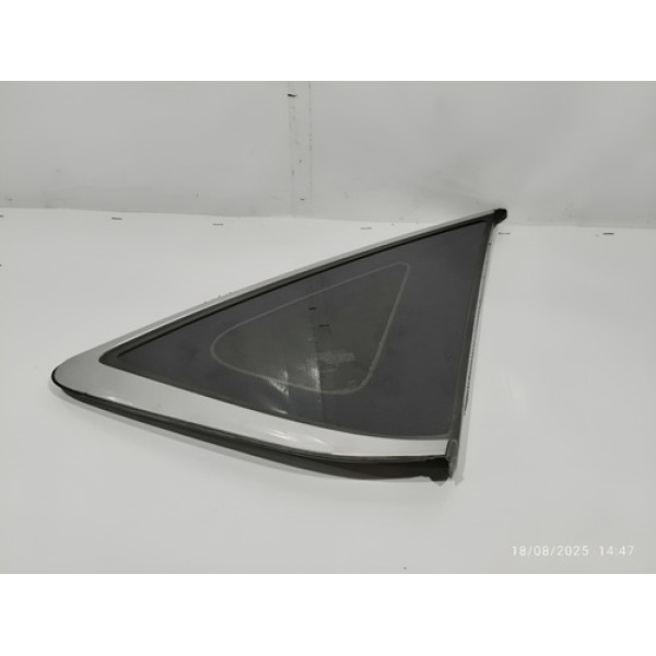 Vidro Fixo Traseiro Direito Sentra 2016 (detalhe Na Borracha