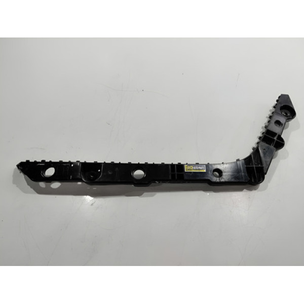 Guia Para-choque Traseiro Esquerdo Sentra 2017(det Circulado