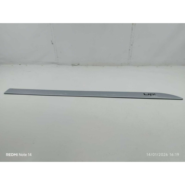 Friso De Porta Dianteiro Direito Volkswagen Up Prata