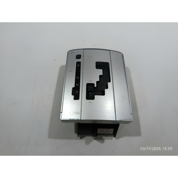 Acabamento Da Alavanca De Marcha Mitsubishi Lancer 2014 Prata Liso