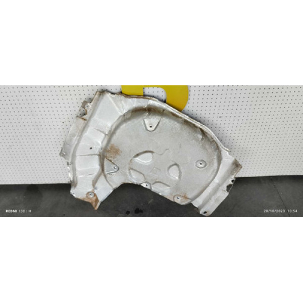 Chapa Isolador Calor Porta Mala Ford Focus 2018