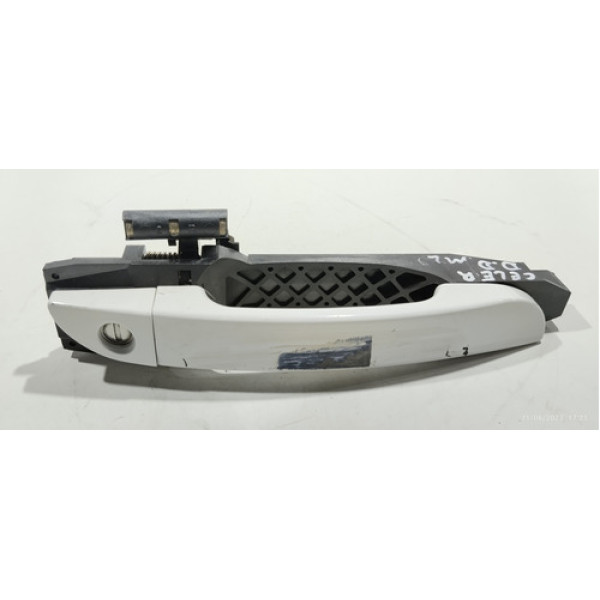 Maçaneta Externa Dianteira Direita Chery Celer 2014 Detalhe  Branco Dianteira