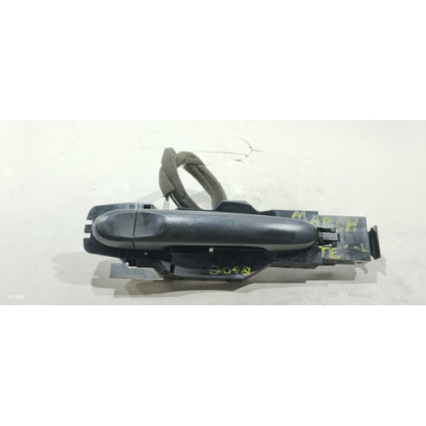 Maçaneta Externa Traseiro Esquerda Nissan March 2012  Preto