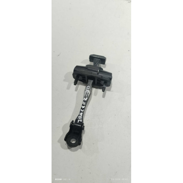 Limitador De Porta Dianteiro Direito Chevrolet Tracker 2021 Preto