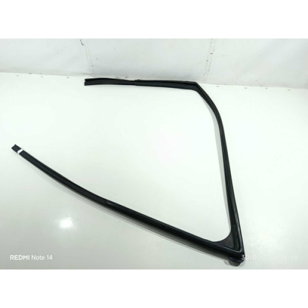 Canaleta Guia Do Vidro Dianteira Esquerda Honda Fit 2017