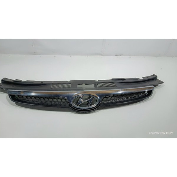 Grade Parachoque Dianteiro Hyundai I30 2008/2012 ( Detalhe Cromo Ambos Lados