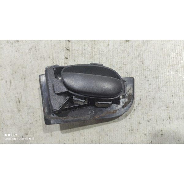 Maçaneta Interna Porta Traseira Esquerdo Peugeot 207 2010 Traseira