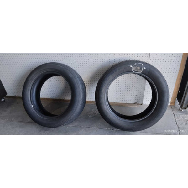  Par De Pneus Itaro Expedite 225/60/ R18 (1 Com Remendo)