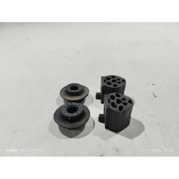 Batente Coxin Do Radiador Chevrolet Spin 2013 Preto