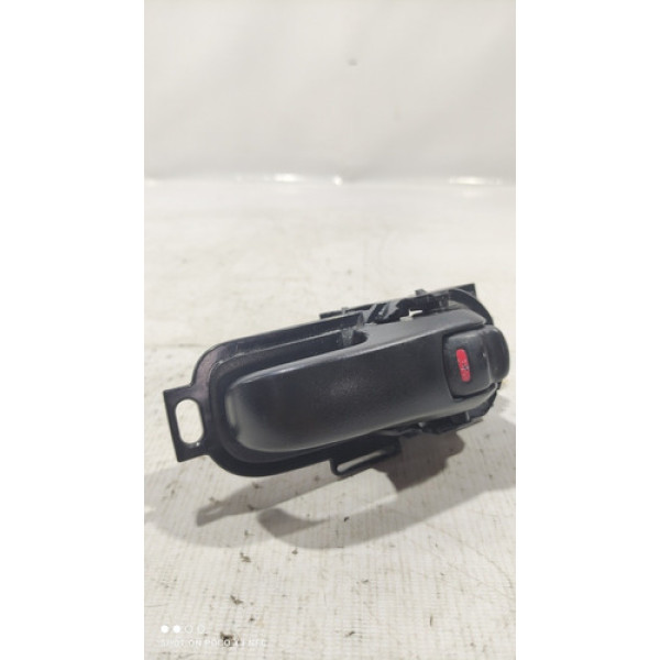 Maçaneta Interna Dianteira Direita Nissan Tiida 2010/2011 