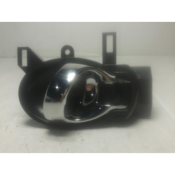 Maçaneta Interna Cromada Porta Diant Esque Nissan Versa 2017