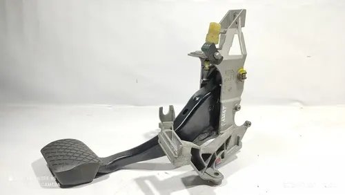 Pedal Do Freio Volkswagen Passat Alemão 99 R