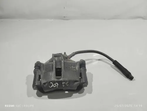 Pinça Esquerda Peugeot 207 1.4 2008