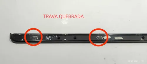 Soleira De Porta Dianteira Esquerda Citroen C5 2004 Detalhe  Preto