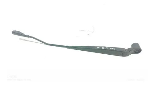Braço Limpador Parabrisa Lado Direito Chevrolet S10 2015  Direito