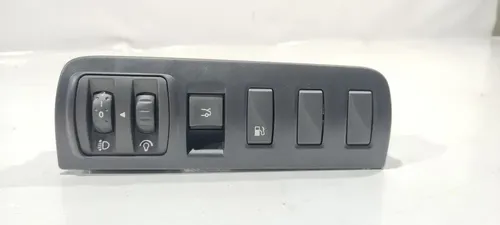 Comando Do Farol Porta Malas Renault Fluence 2012 (cx101 Cz)