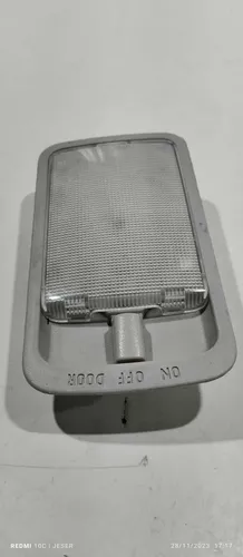 Luz De Teto Cortesia Nissan Versa 2016