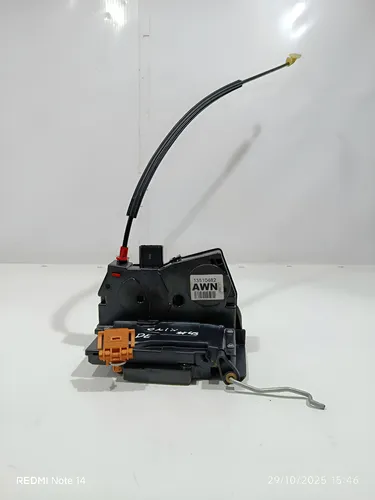 Fechadura De Porta Dianteira Esquerda Gm Onix 2015/2018